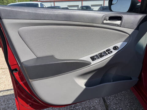 2014 Hyundai Accent GS
