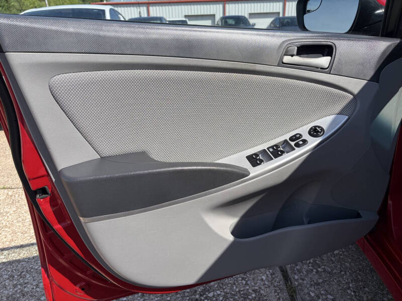2014 Hyundai Accent GS