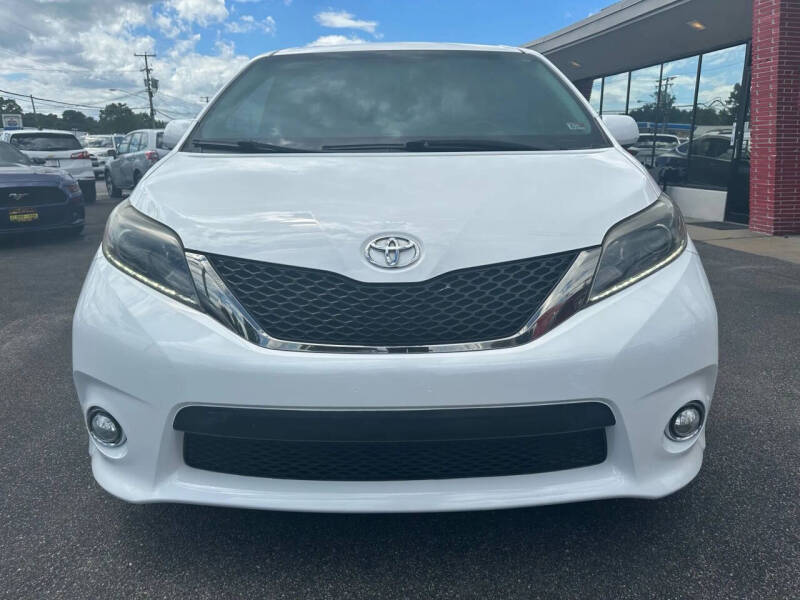 2017 Toyota Sienna