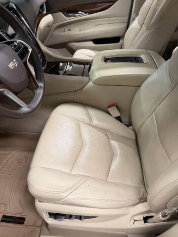 2017 Cadillac Escalade ESV Premium Luxury