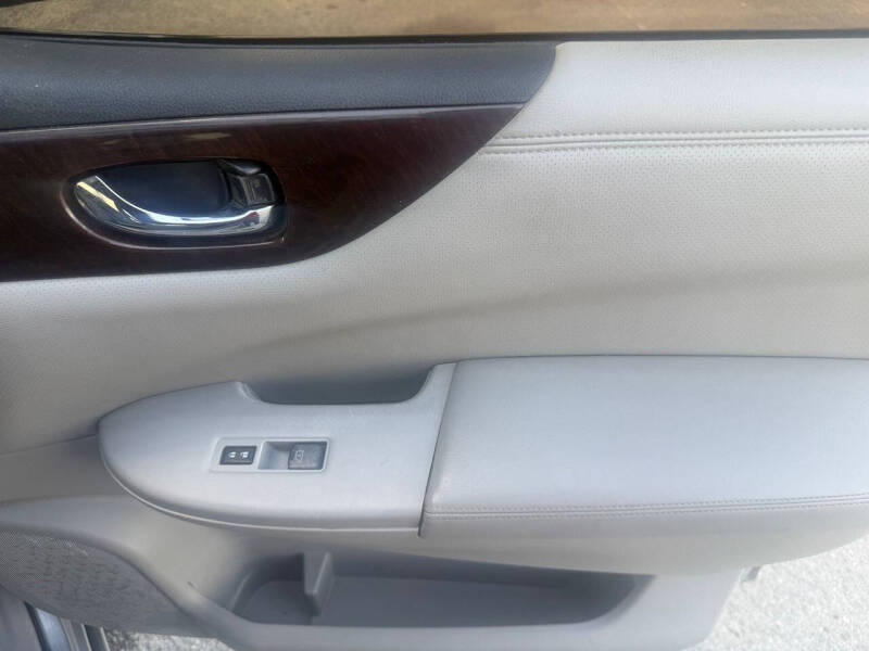 2012 Nissan Quest 3.5 SV