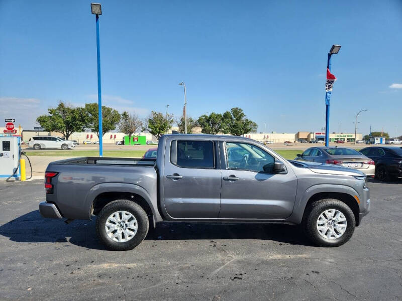 2024 Nissan Frontier SV