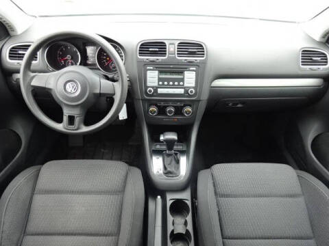 2010 Volkswagen Golf 2.5L PZEV