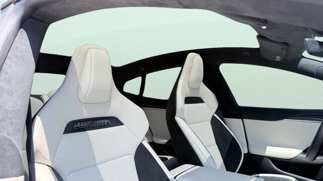 2026 Tesla Model S Plaid
