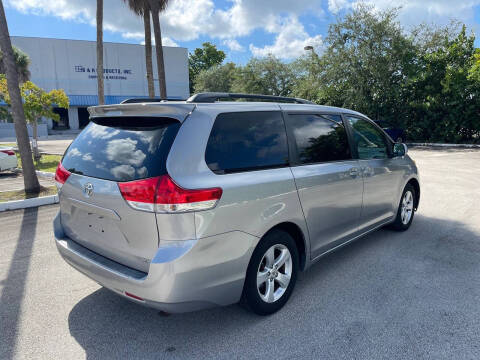 2011 Toyota Sienna XLE 8-Passenger