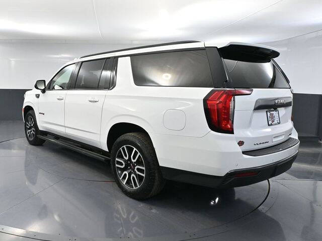 2021 GMC Yukon XL AT4