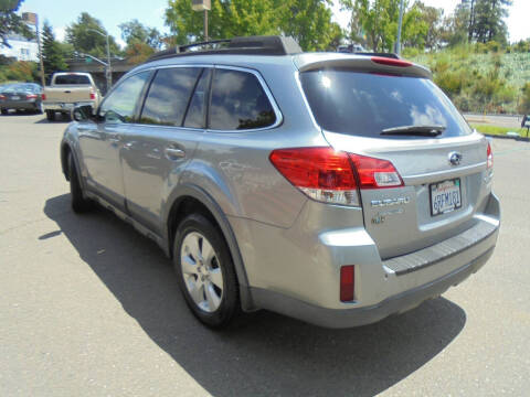 2011 Subaru Outback 2.5i Limited