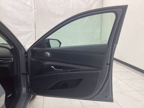 2021 Hyundai Elantra