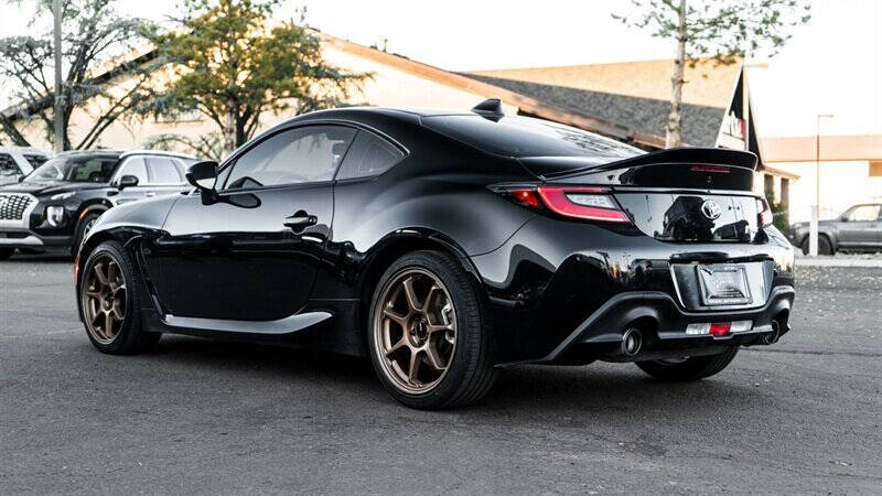 2024 Toyota GR86 Premium