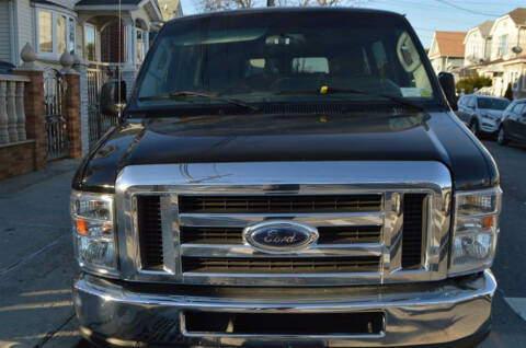 2009 Ford E-Series Wagon