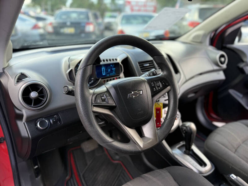 2015 Chevrolet Sonic LT Auto
