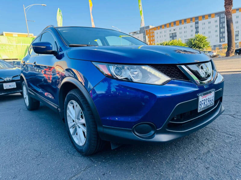 2018 Nissan Rogue Sport SV