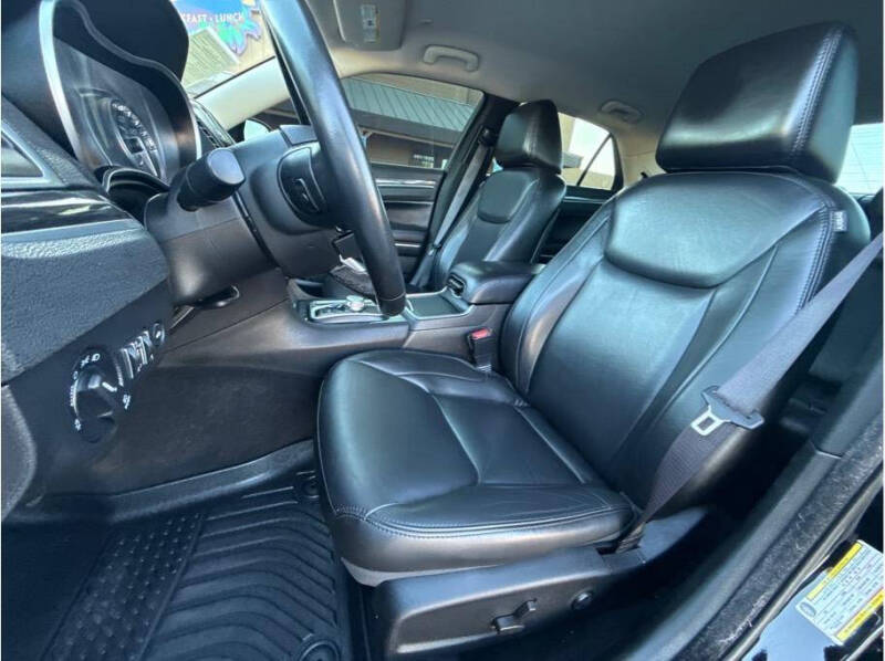2021 Chrysler 300