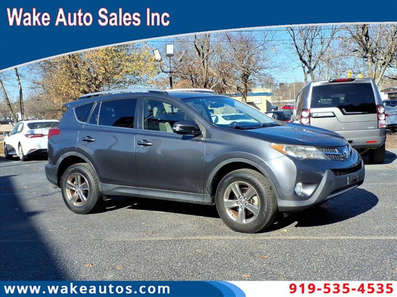 2015 Toyota RAV4 XLE's photo