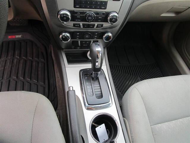2012 Ford Fusion S