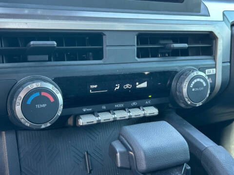 2024 Toyota Tacoma SR5