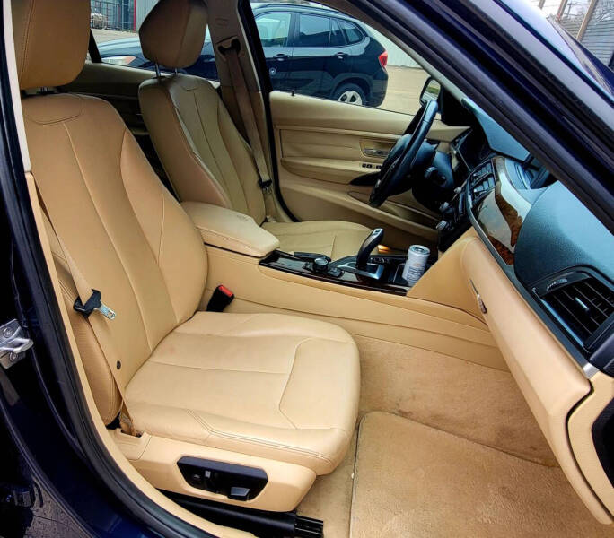 2015 BMW 3 Series 328i