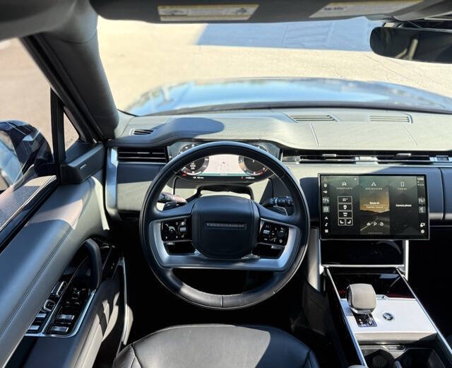 2024 Land Rover Range Rover P400 SE LWB