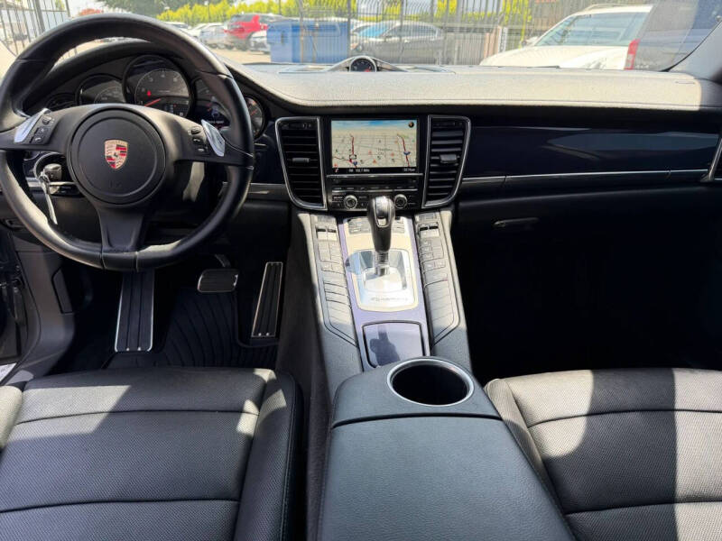 2014 Porsche Panamera