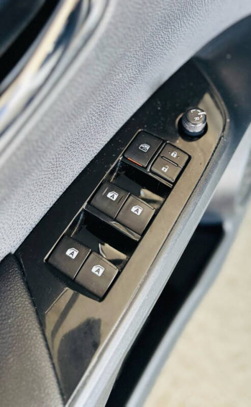 2016 Toyota Prius Four Touring