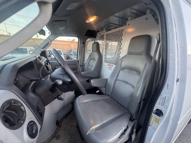 2011 Ford E-Series E-250