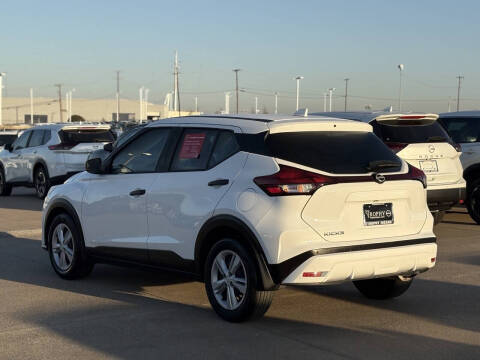2024 Nissan Kicks S