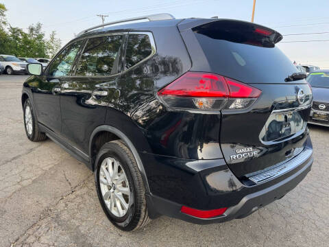 2018 Nissan Rogue SV