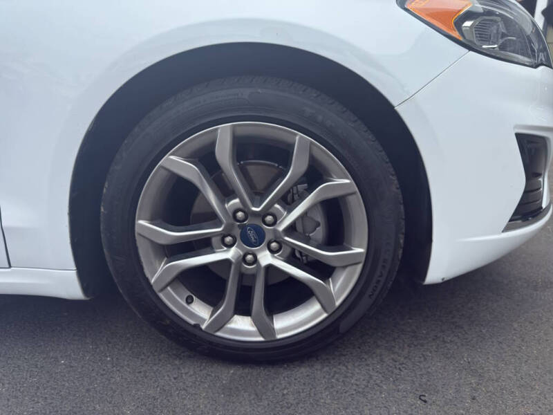 2020 Ford Fusion SEL