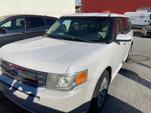 2009 Ford Flex for sale at Expo Motors LLC in Kansas City MO