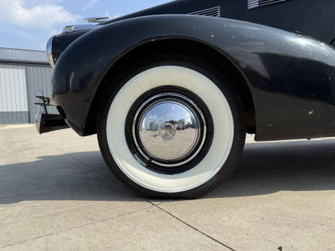 1940 Cadillac Series 52