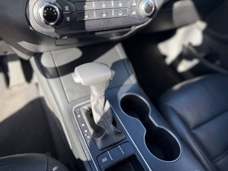 2020 Kia Sorento L