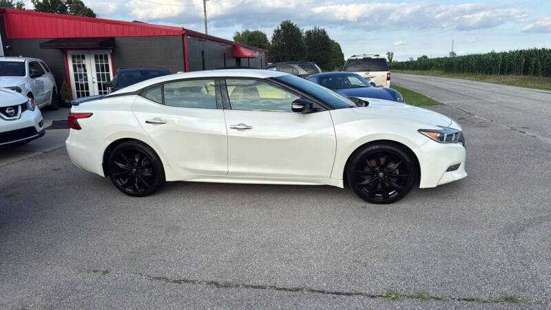 2016 Nissan Maxima