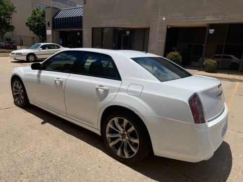 2014 Chrysler 300 S
