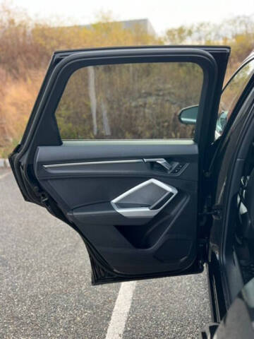 2021 Audi Q3 quattro S line Premium 45 TFSI