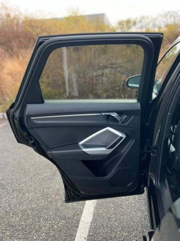 2021 Audi Q3 quattro S line Premium 45 TFSI