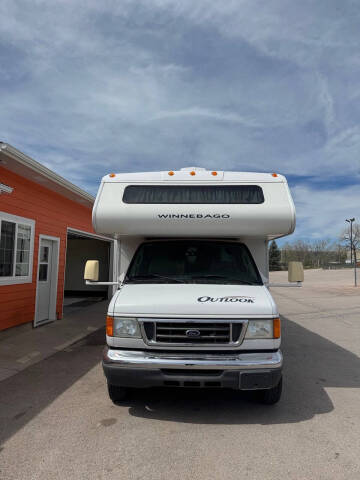 2006 Winnebago Outlook