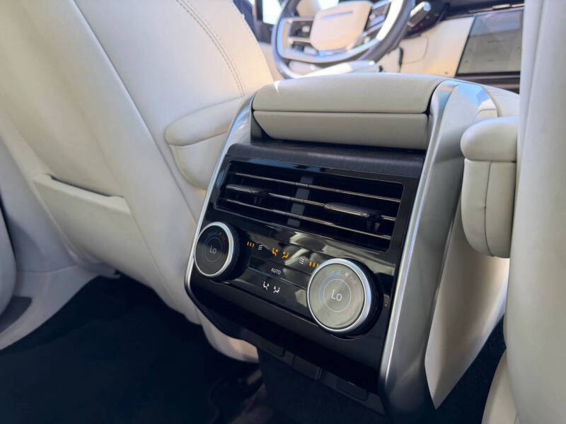 2023 Land Rover Range Rover P400 SE