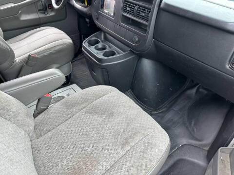 2010 GMC Savana 3500