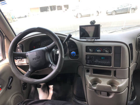 2004 GMC Safari