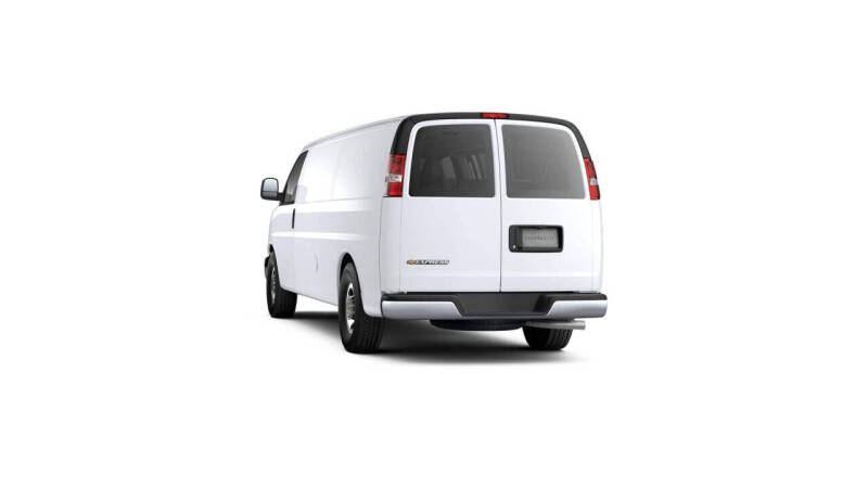 2025 Chevrolet Express 3500