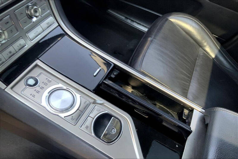 2011 Jaguar XF