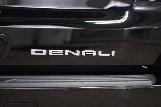 2022 GMC Yukon Denali