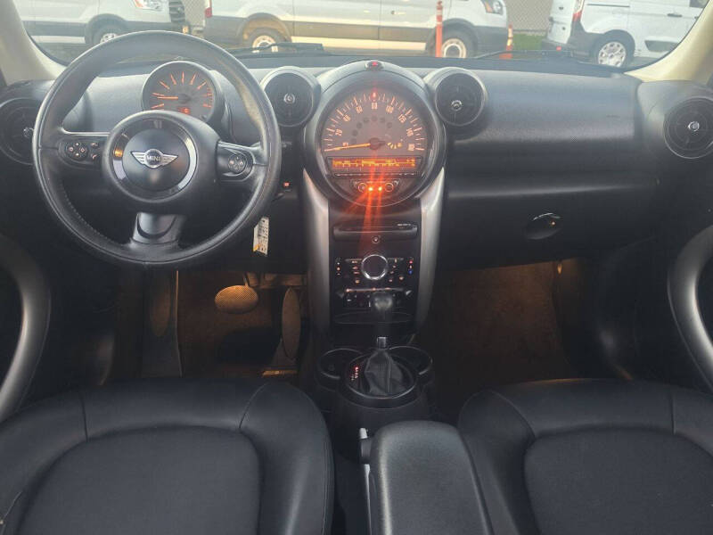 2015 MINI Countryman Cooper