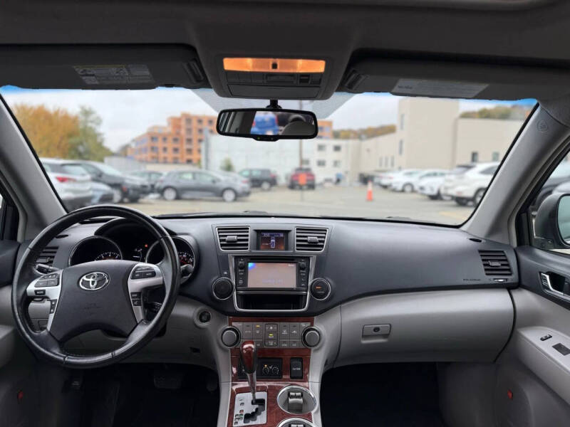 2013 Toyota Highlander Limited