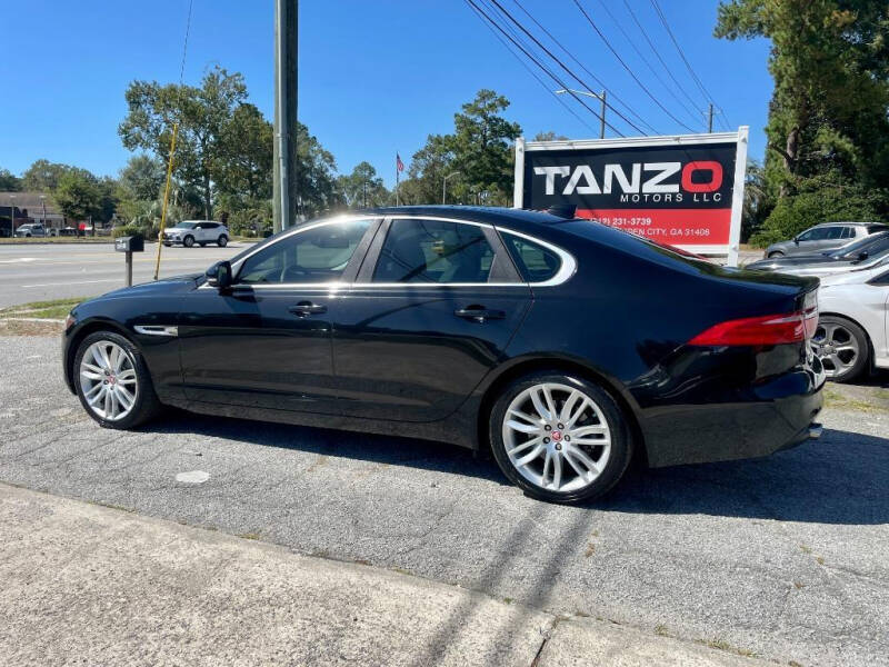 2017 Jaguar XF 35t Prestige