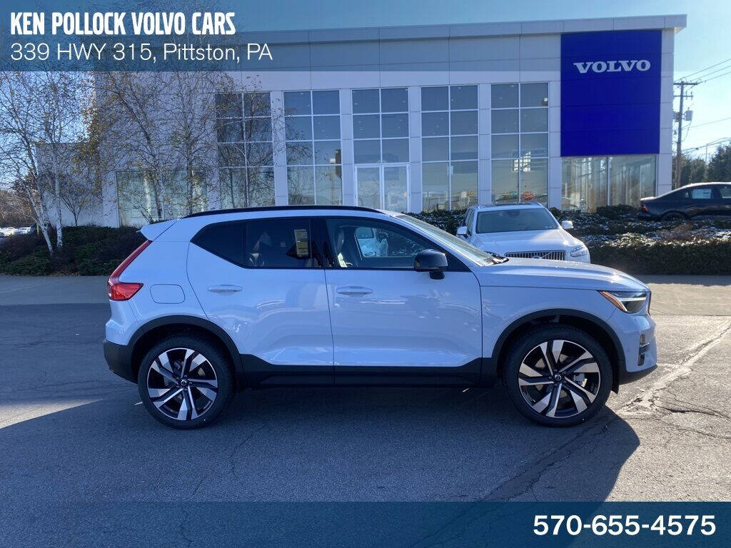 2024 Volvo Xc40 B5 Core Dark Theme Suv Exploring Top 18 Videos & 90