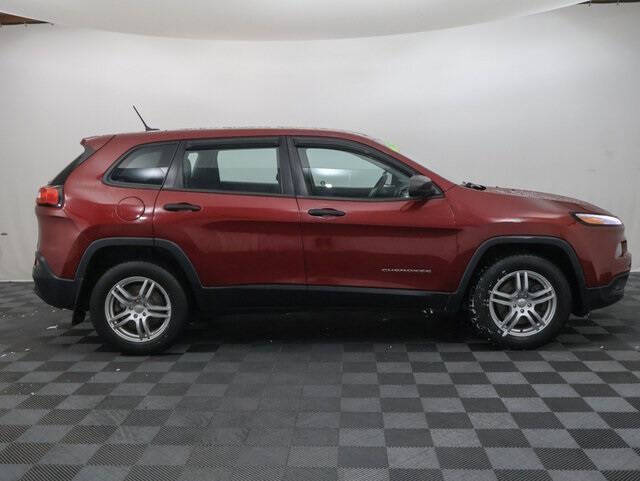 2015 Jeep Cherokee Sport