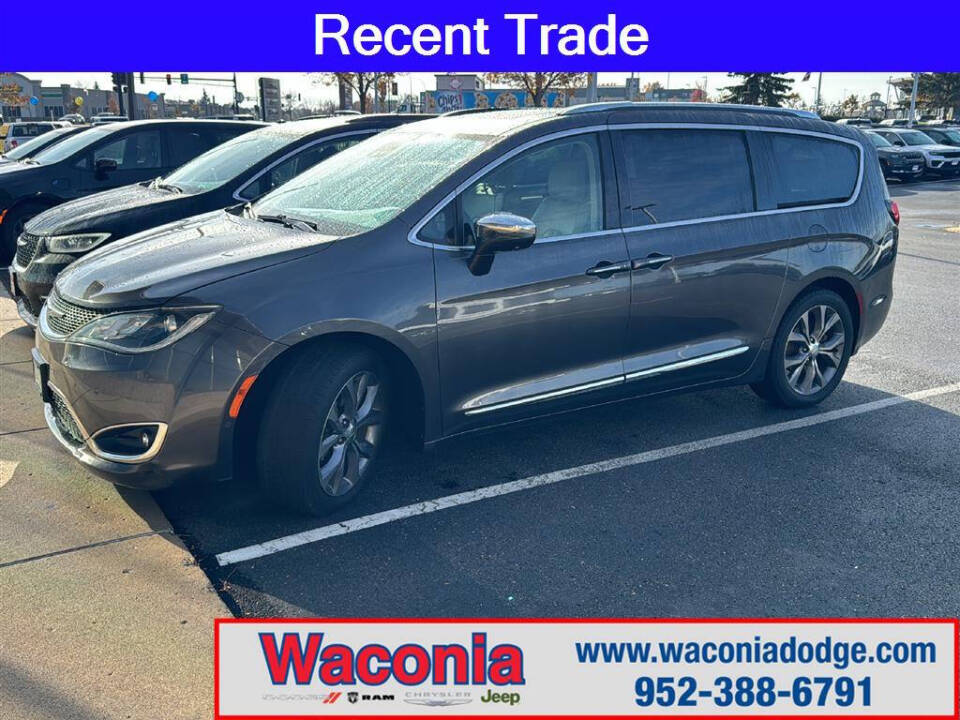 2019 Chrysler Pacifica for sale at Victoria Auto Sales in Victoria, MN