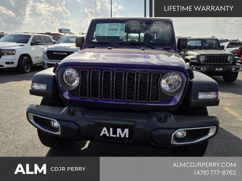 2026 Jeep Gladiator Sport