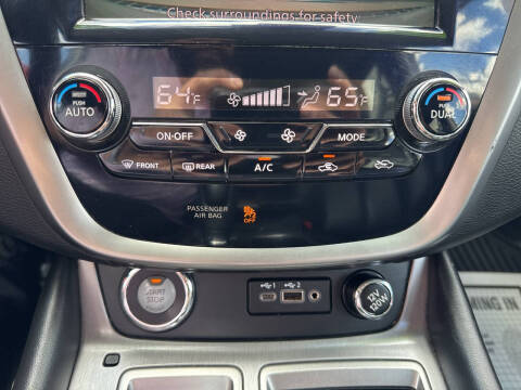 2023 Nissan Murano SV